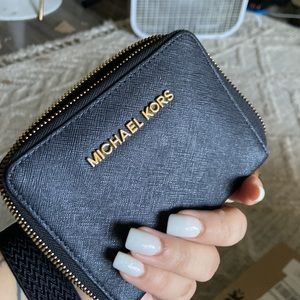 EUC MK Mini zip Wallet